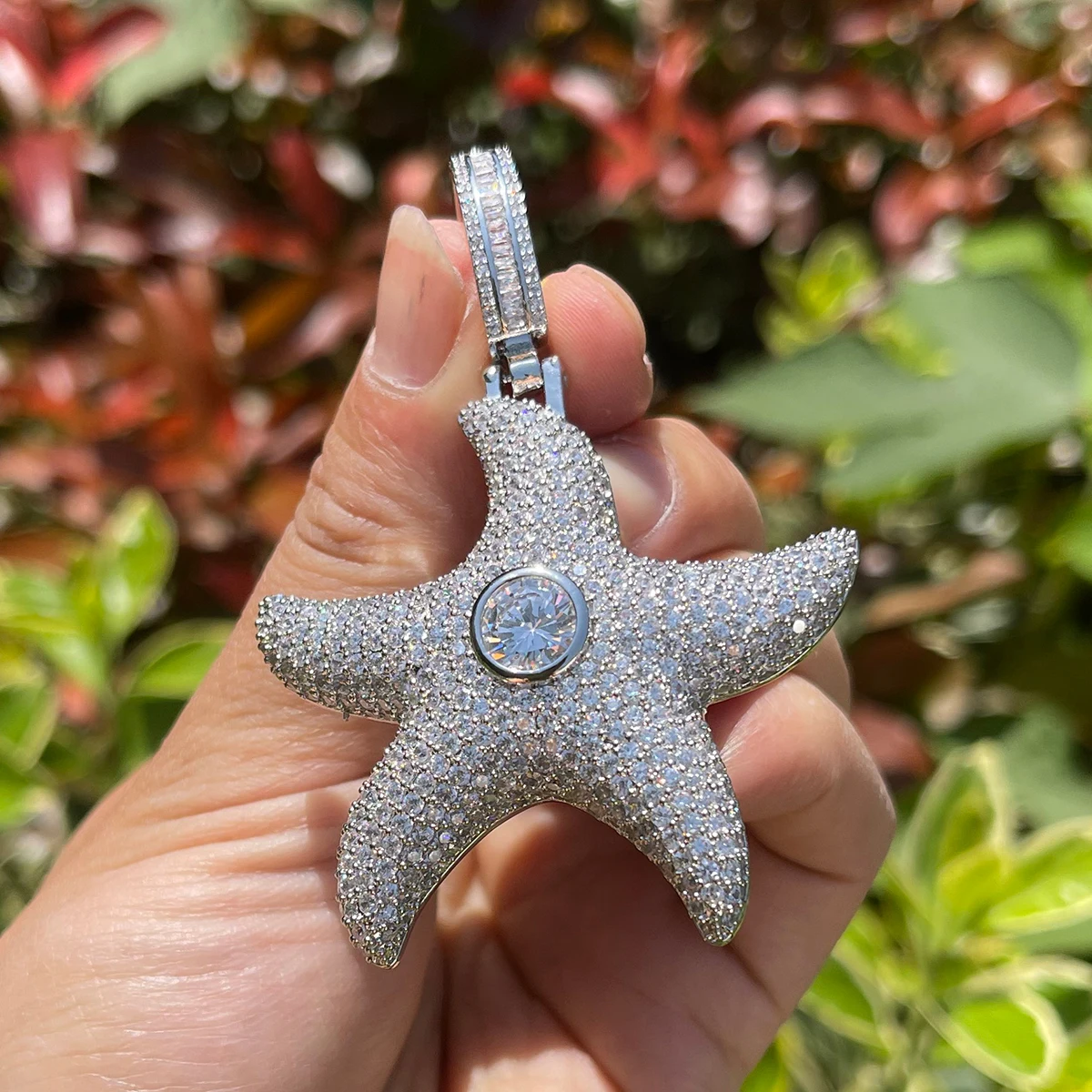 Bubble Letter Iced Out Sea Star Pendant for Women Prong Setting Necklace Cubic Zirconia Hip Hop Jewelry 2023 Trends