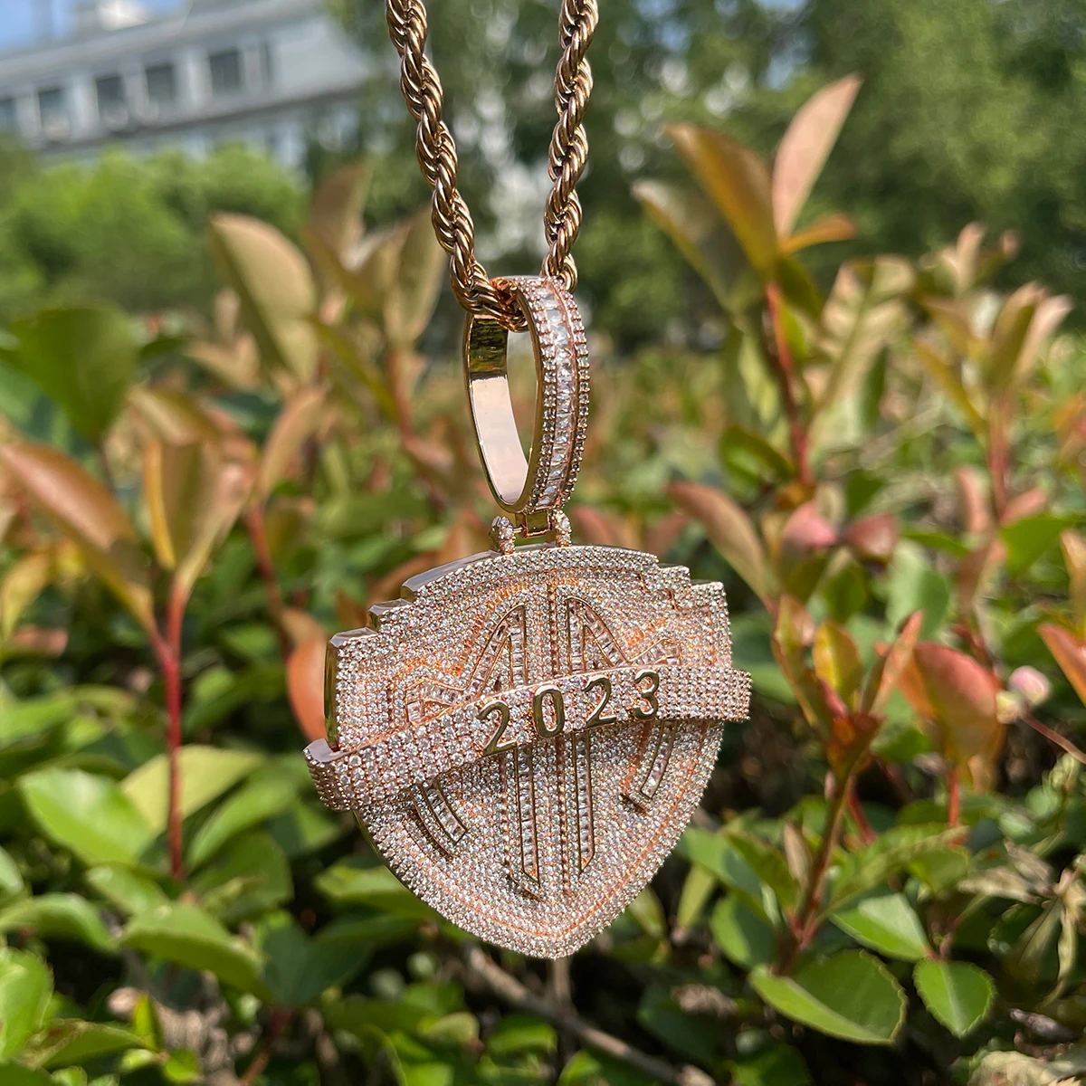 Bubble Letter Iced Out Necklace for Men 2023 Prong Setting Pendant Cubic Zirconia Hip Hop Jewelry