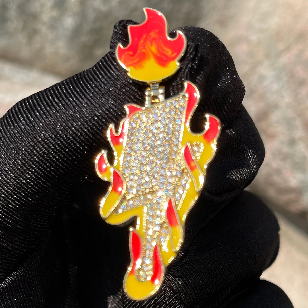 Bubble Letter Snow Fire Lightning Pendant for Men Dripping Oil Prong Setting Necklace Hip Hop Jewelry