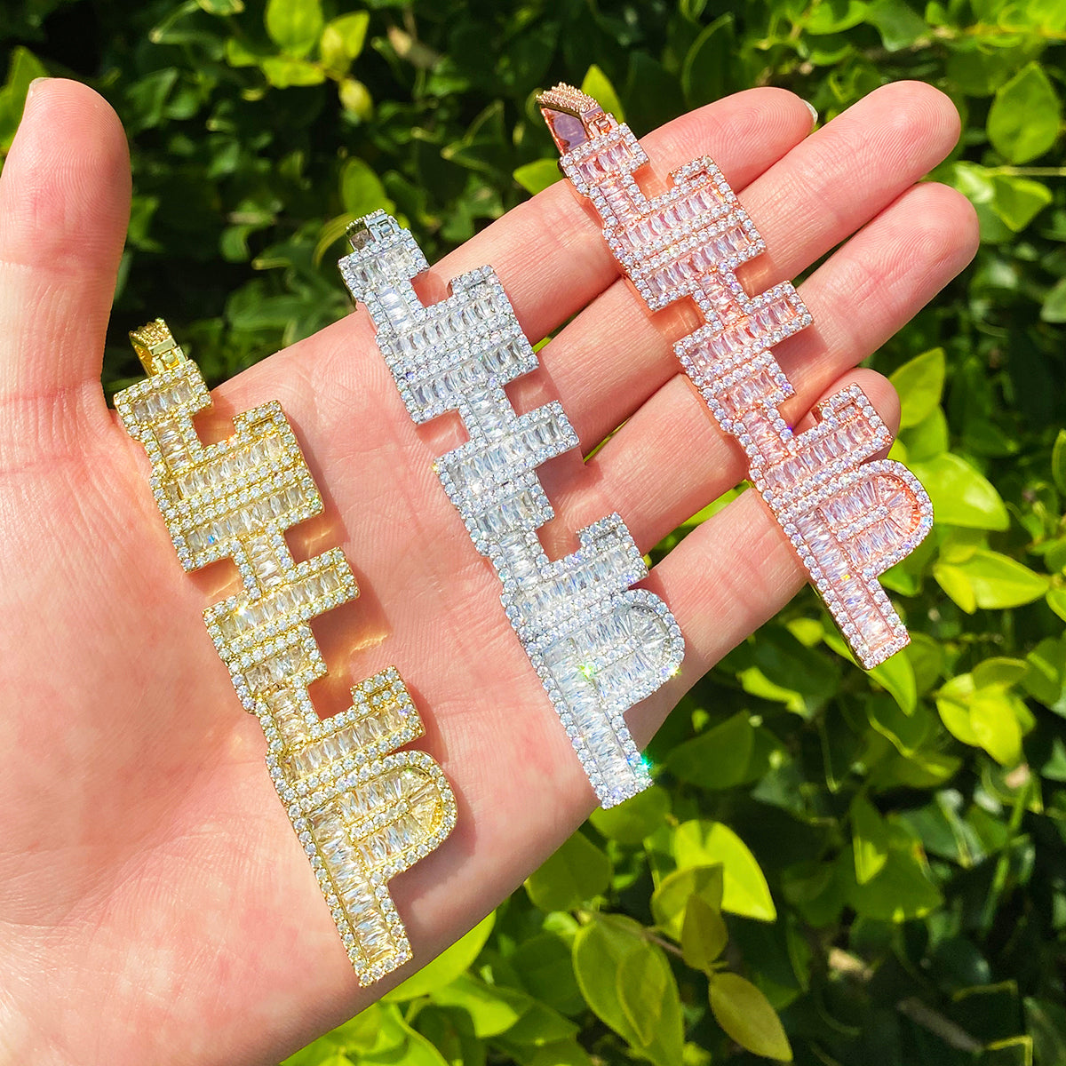 Bubble Letter Vertical Iced Out Custom Name Necklace Pendant Men Prong Setting Cubic Zirconia Copper Gold Plated Hip Hop Jewelry