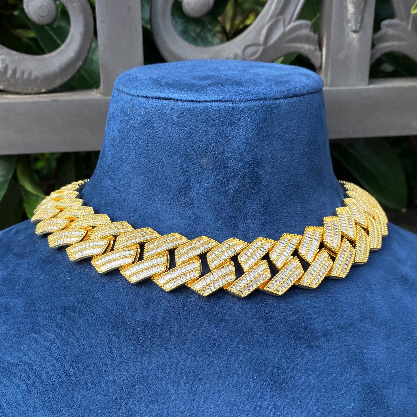 Bubble Letter Ice Out Baguette Necklace Choker for Men Mirco Pave Cubic Zirconia Cuban Link Chain Hip Hop Jewelry