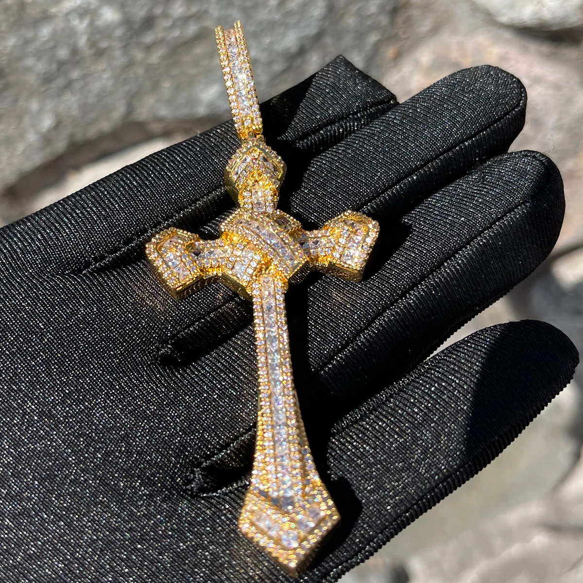 Bubble Letter Iced Out Cross Necklace for Men Baguette Pendant Prong Setting Real Gold Plated Copper Material Hip Hop Jewelry
