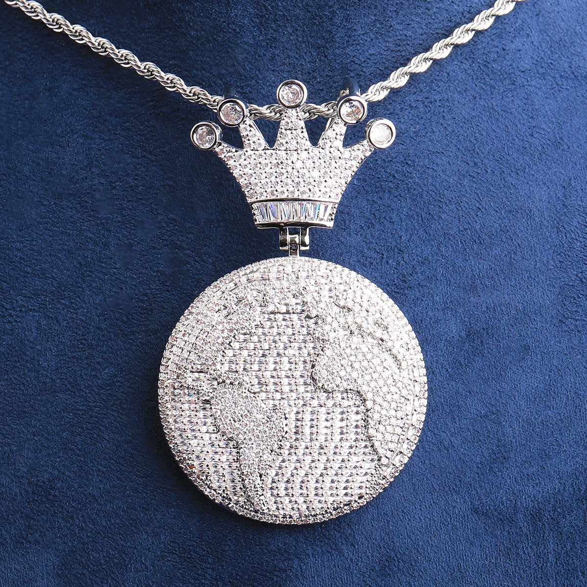 Bubble Letter Iced Out Globe World Crown Bail Necklace Pendant for Men Real Gold Plated 5A Grade Hip Hop Jewelry