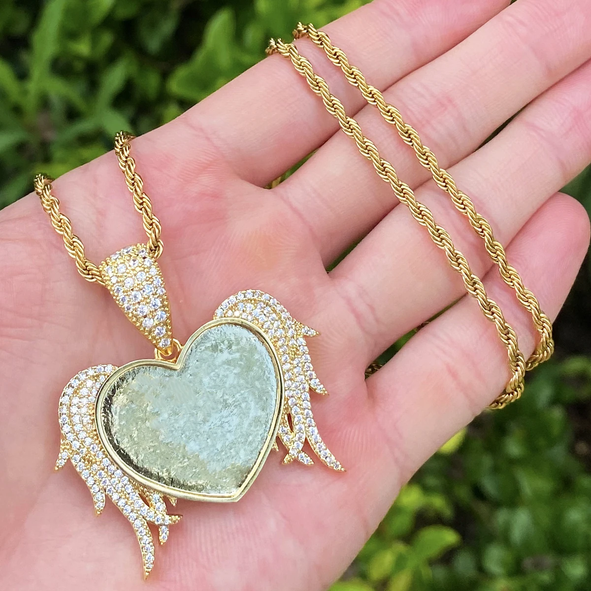 Bubble Letter Iced Out Heart Custom Photo Necklace Pendant for Women Real Gold Plated 5A Cubic Zirconia Hip Hop Jewelry