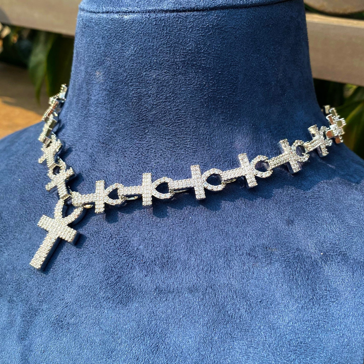 Bubble Letter Ice Out Cross Necklace Choker for Women Mirco Pave Cubic Zirconia Chain Hip Hop Jewelry