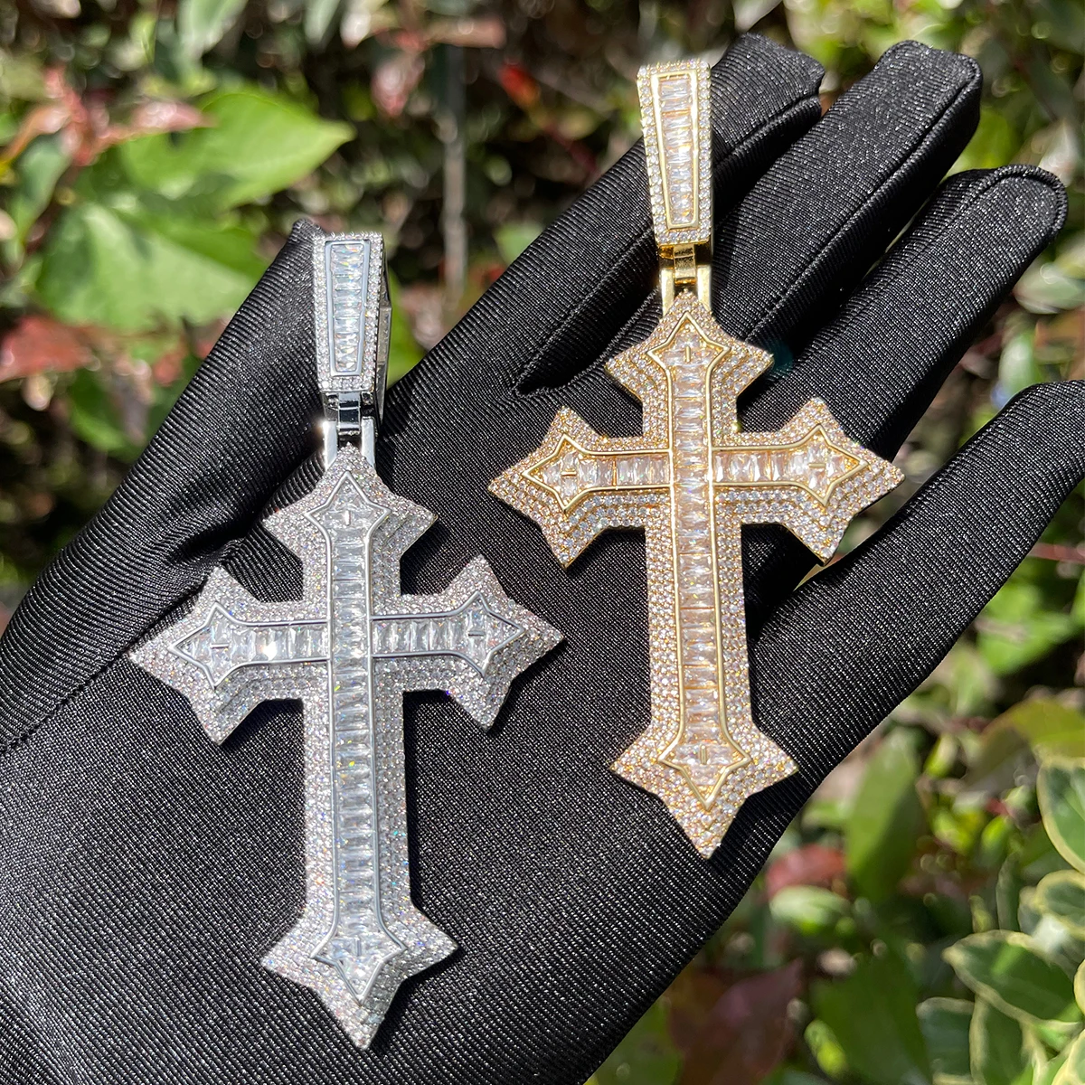 Bubble Letter Iced Out Cross Necklace for Men Prong Setting Real Copper Cubic Zirconia Hip Hop Jewelry Dropshipping Items