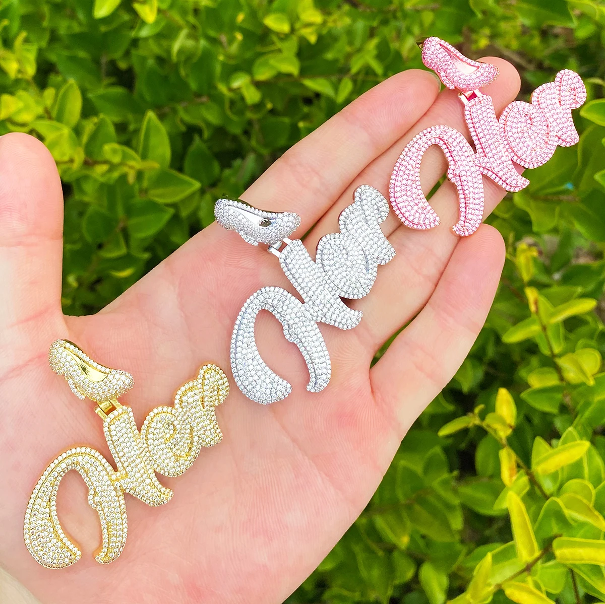 Bubble Letter Iced Out High Heel Bail Her Necklace Pendant for Women Prong Setting 5A Cubic Zirconia Hip Hop Jewelry