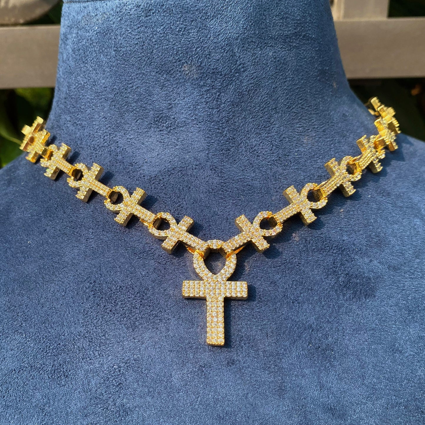 Bubble Letter Ice Out Cross Necklace Choker for Women Mirco Pave Cubic Zirconia Chain Hip Hop Jewelry