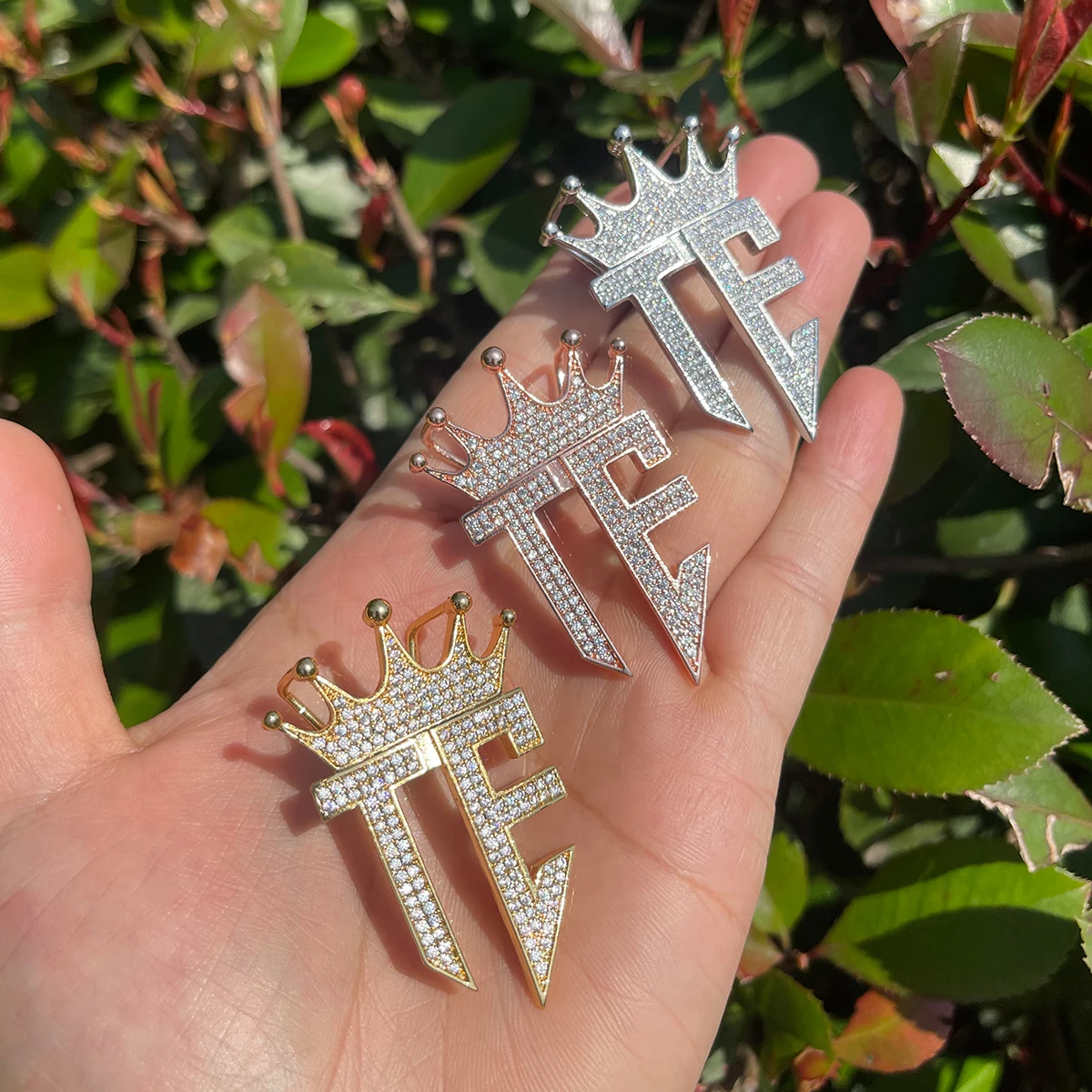 Bubble Letter Iced Out TE Necklace Pendant for Women Prong Cubic Zirconia Real Gold Plated Hip Hop Jewelry