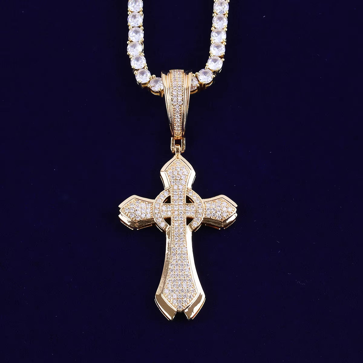 Bubble Letter Iced Out Cicle Cross Necklace Pendant for Men Prong Setting Cubic Zirconia Hip Hop Jewelry