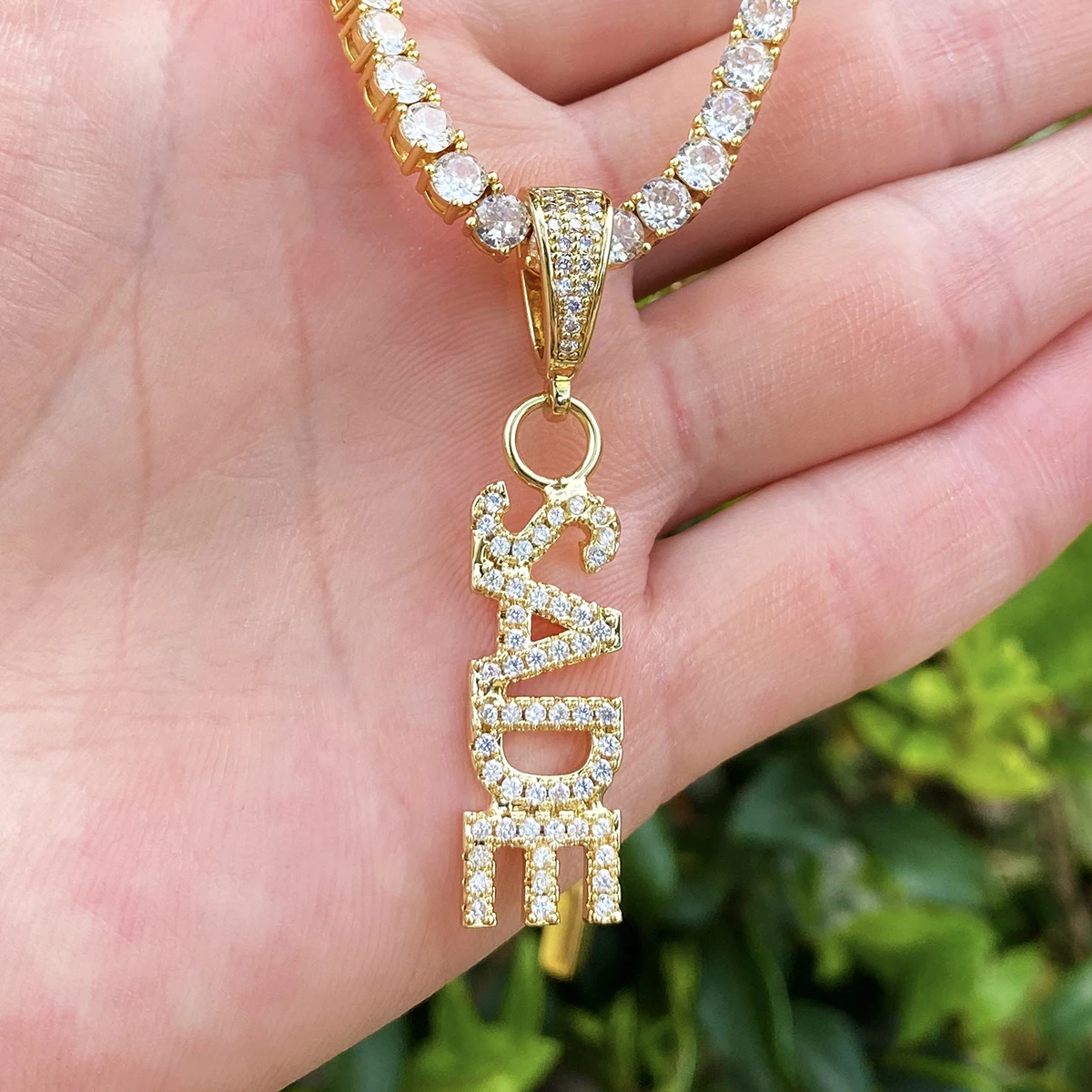 Bubble Letter Iced Out Tiny Custom Name Necklace Pendant for Women Vertical Charm Personalized Hip Hop Jewelry