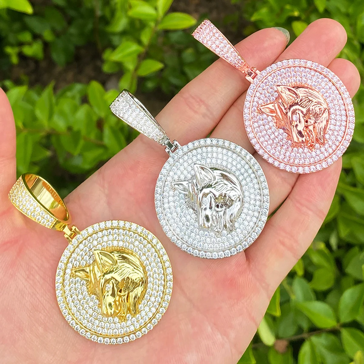 Bubble Letter Iced Out Wolf Disc Necklace Pendant for Men Real Gold Plated 5A Cubic Zirconia Hip Hop Jewelry