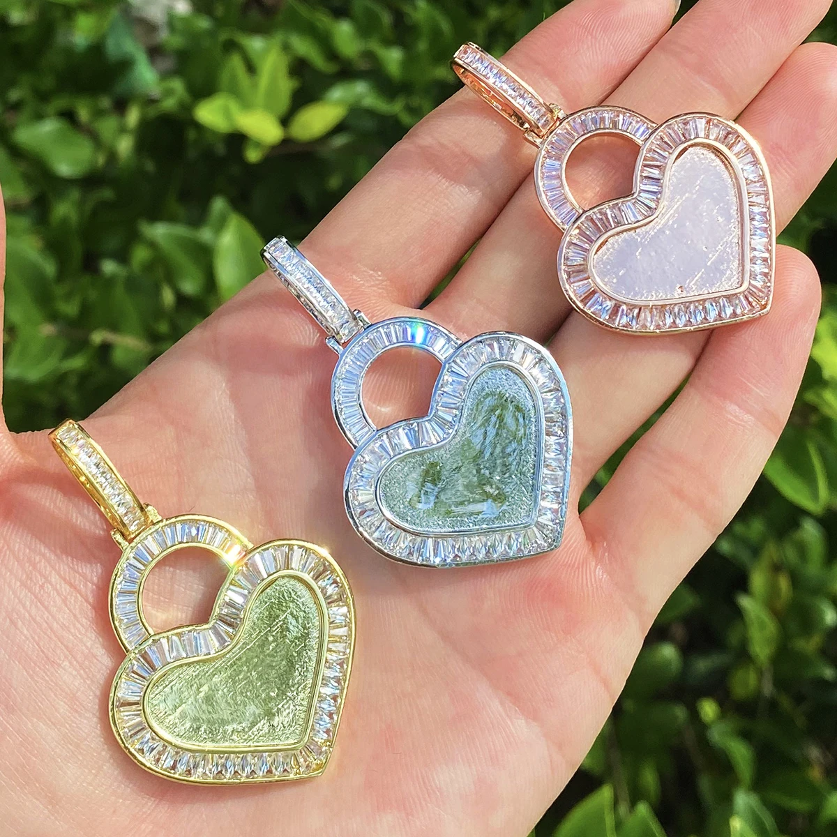 Bubble Letter Iced Out Custom Photo Necklace Pendant for Women Prong Setting 5A Cubic Zirconia Hip Hop Jewelry