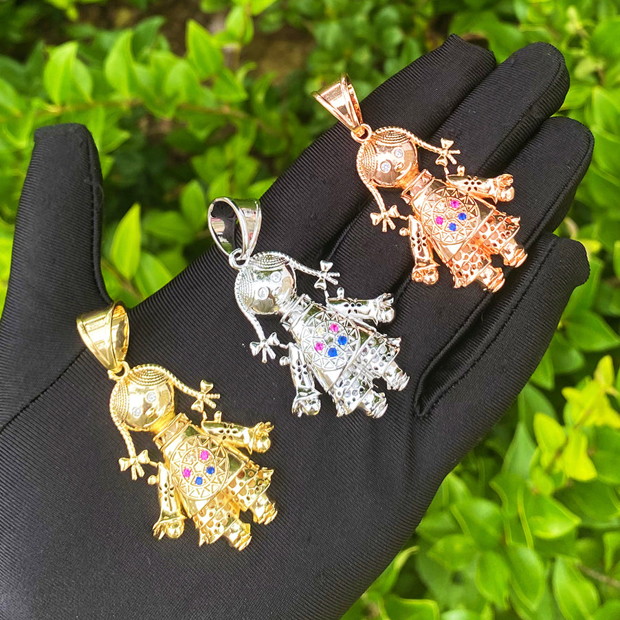 Bubble Letter Iced Out Rag Doll Necklace Pendant for Men Prong Setting 5A Cubic Zirconia Hip Hop Jewelry