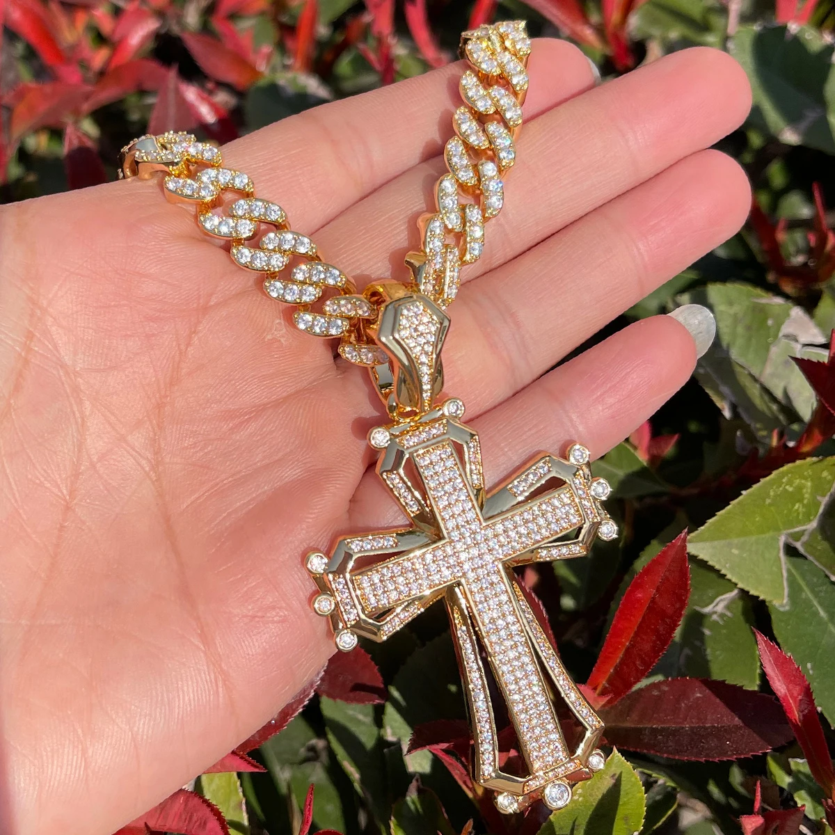Bubble Letter Iced Out Cross for Men Cubic Zirconia Prong Setting Hollow Shape Real Gold Plated Hip Hop Jewelry 2023 Trend