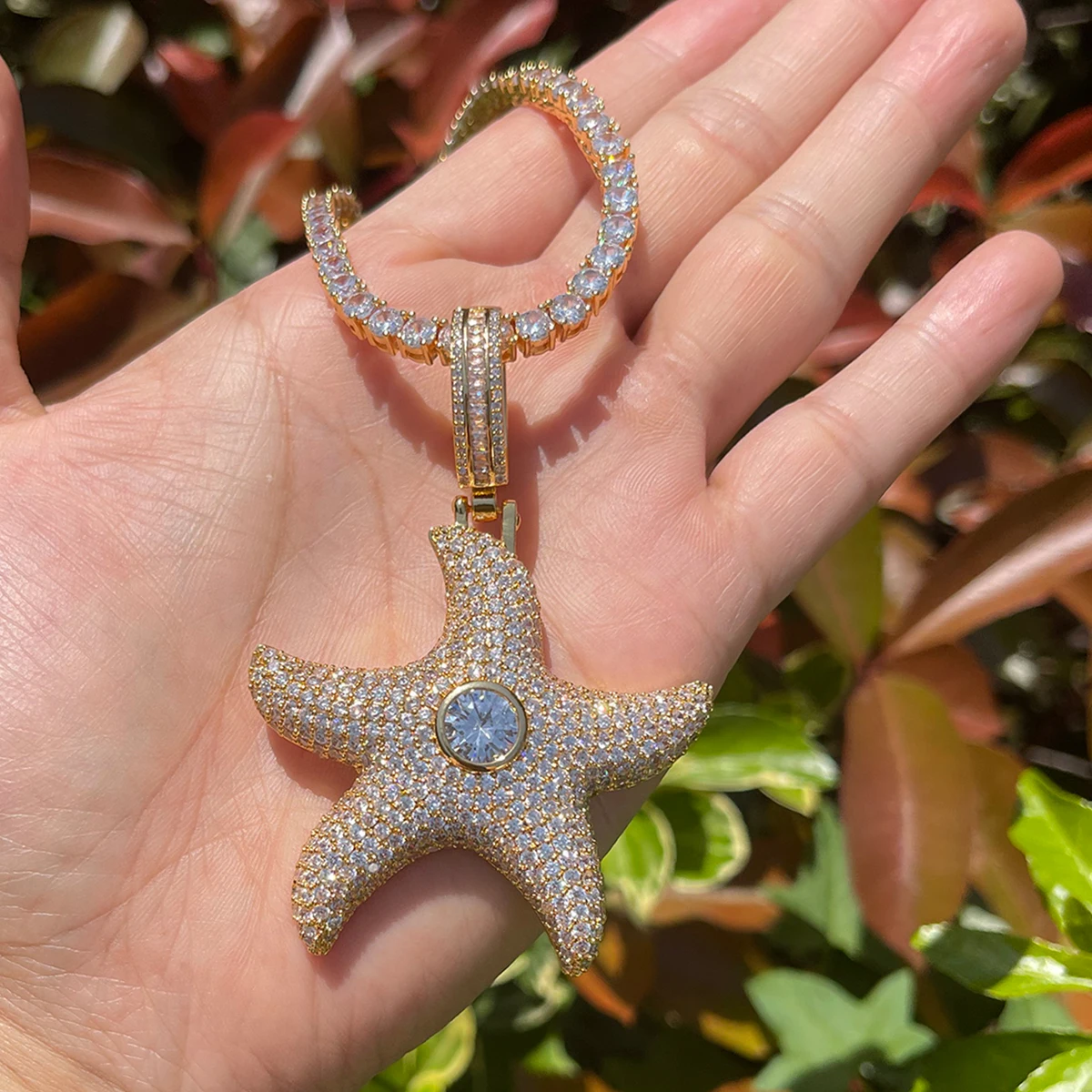 Bubble Letter Iced Out Sea Star Pendant for Women Prong Setting Necklace Cubic Zirconia Hip Hop Jewelry 2023 Trends