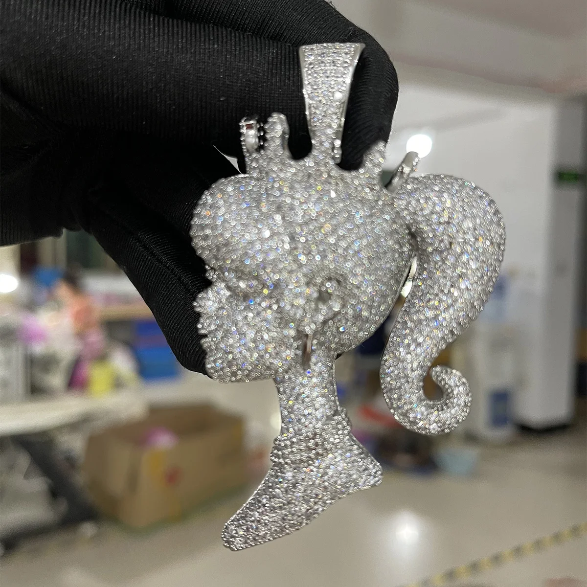 Bubble Letter Girl Head Shape Doll Queen Necklace for Women Real Gold Plated Hip Hop Rock Rapper Pendant Jewelry Gift