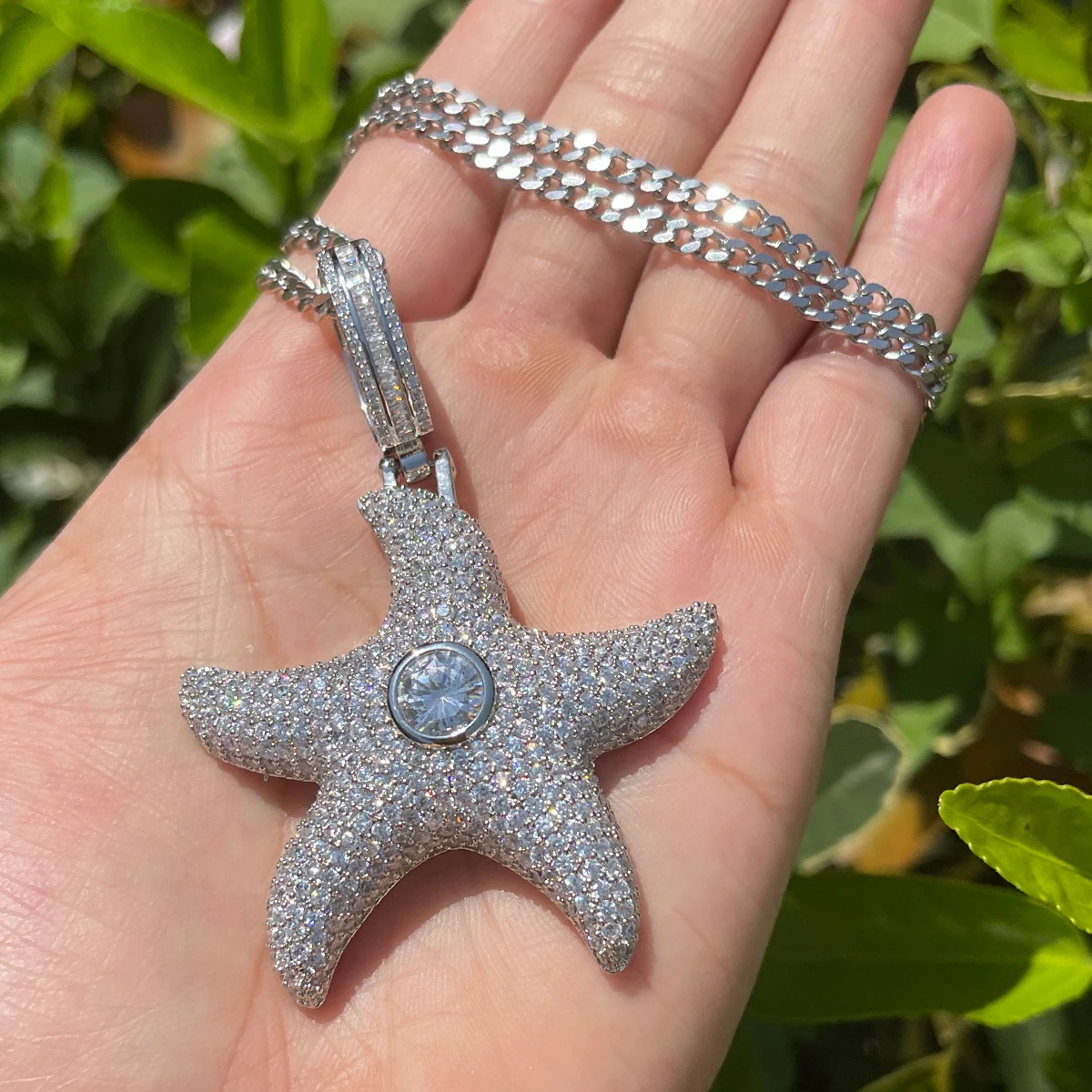 Bubble Letter Iced Out Sea Star Pendant for Women Prong Setting Necklace Cubic Zirconia Hip Hop Jewelry 2023 Trends