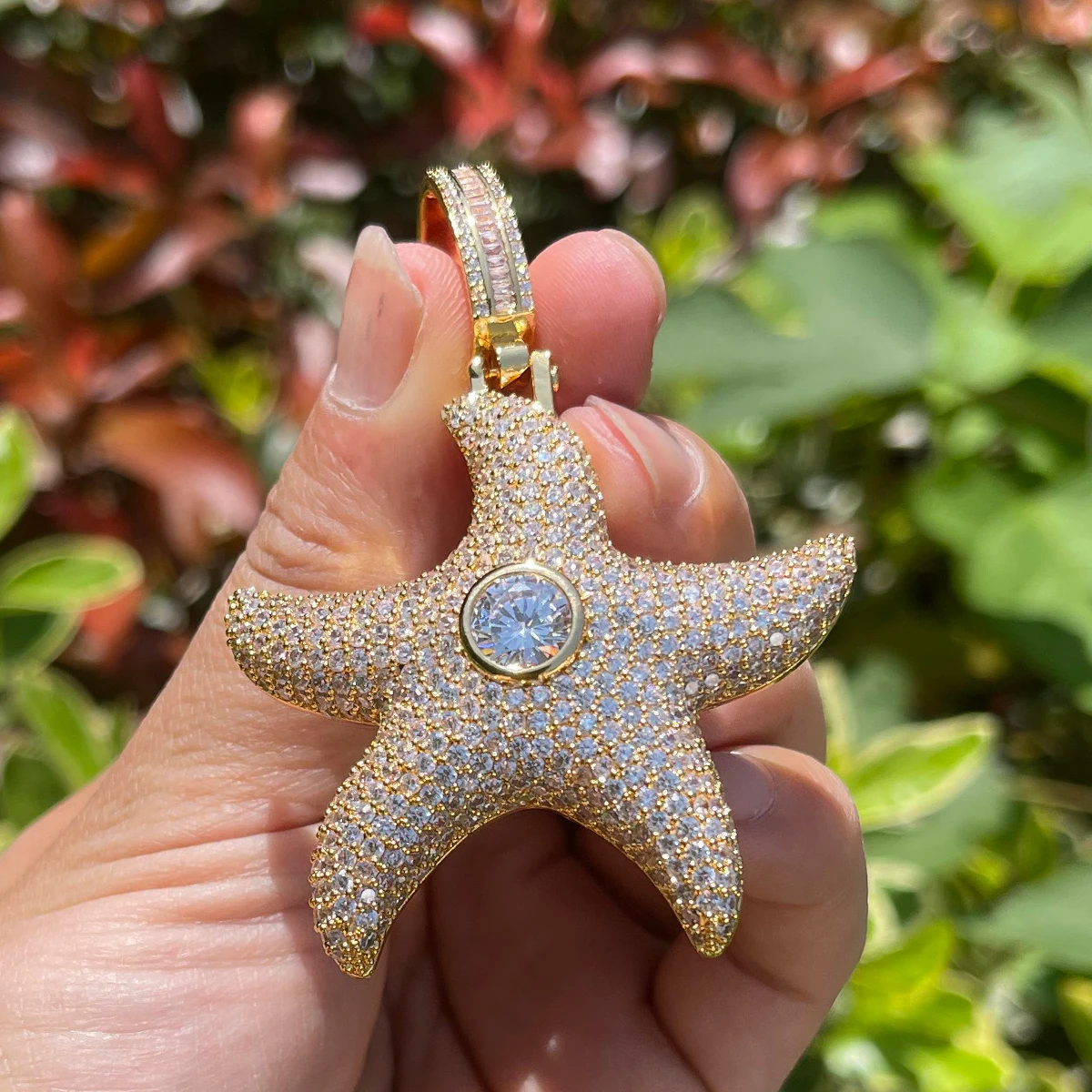 Bubble Letter Iced Out Sea Star Pendant for Women Prong Setting Necklace Cubic Zirconia Hip Hop Jewelry 2023 Trends