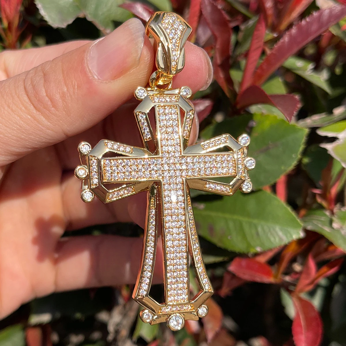 Bubble Letter Iced Out Cross for Men Cubic Zirconia Prong Setting Hollow Shape Real Gold Plated Hip Hop Jewelry 2023 Trend