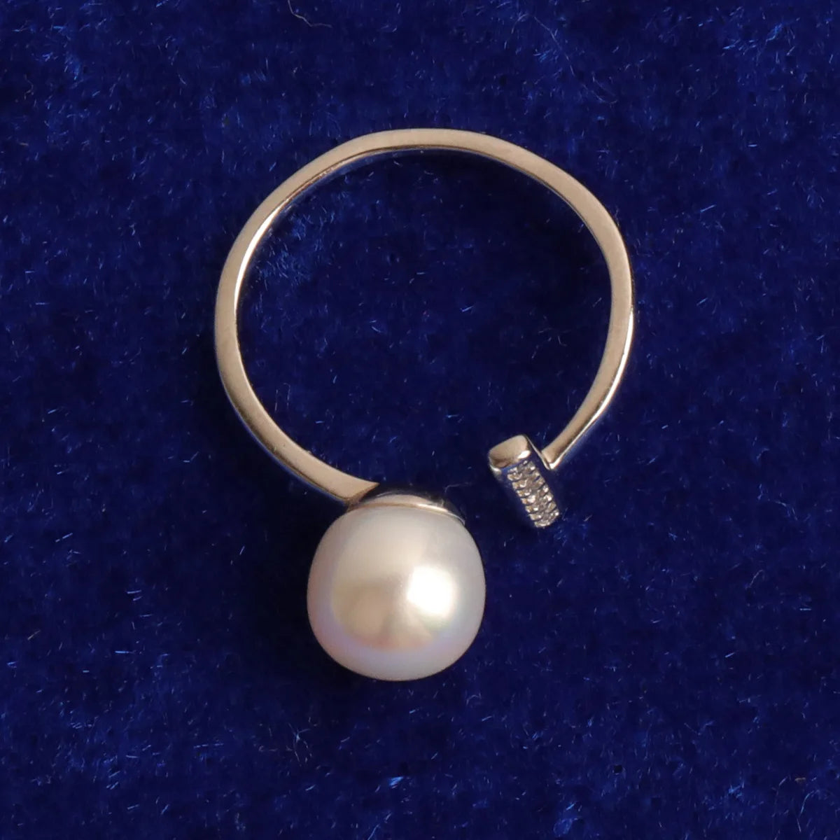 Pearl Ring Women’s Hip Hop Jewelry