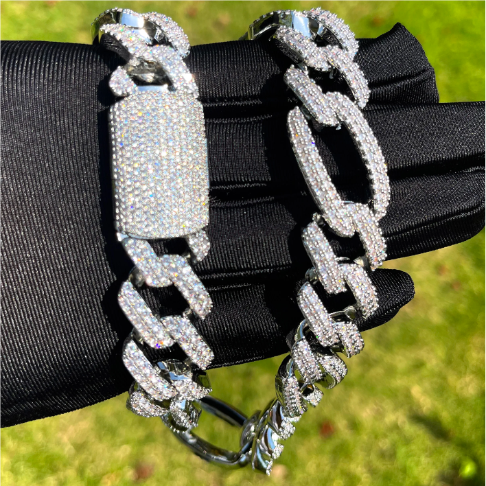Bubble Letter Iced Out Cuban Link Chain for Men Figaro Necklace Choker Charms Bling Hip Hop Jewelry