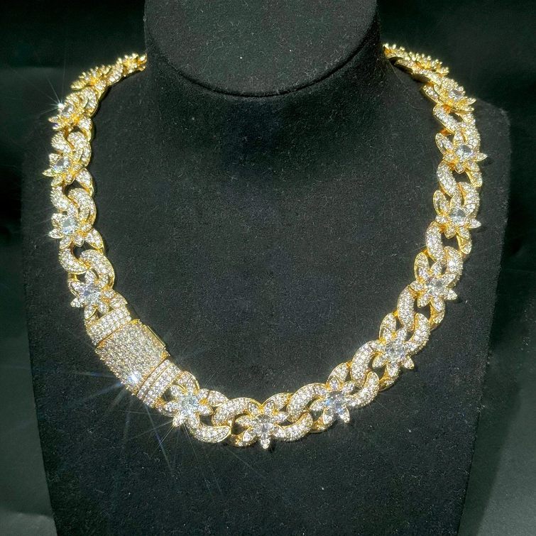 Bubble Letter Iced Out Flower Necklace Cuban Link Chain for Women Prong Setting Cubic Zirconia Hip Hop Jewelry