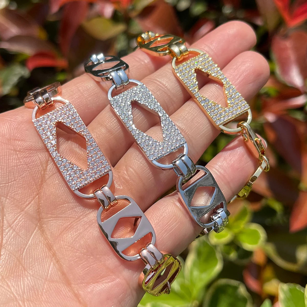 Bubble Letter Iced Out Box Cuban Link Bracelet for Women Real Gold Plated Hip Hop Fashion Jewelry