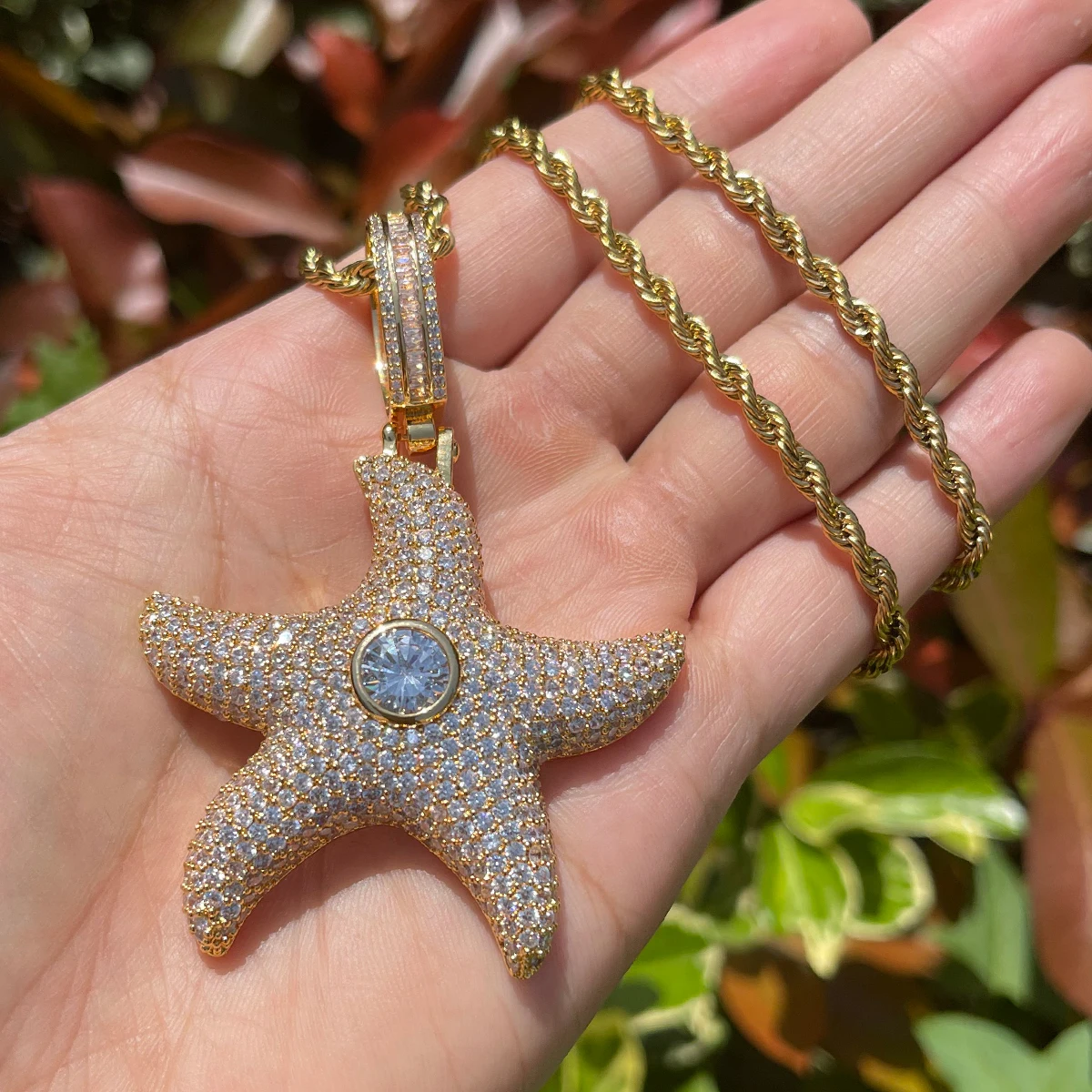 Bubble Letter Iced Out Sea Star Pendant for Women Prong Setting Necklace Cubic Zirconia Hip Hop Jewelry 2023 Trends