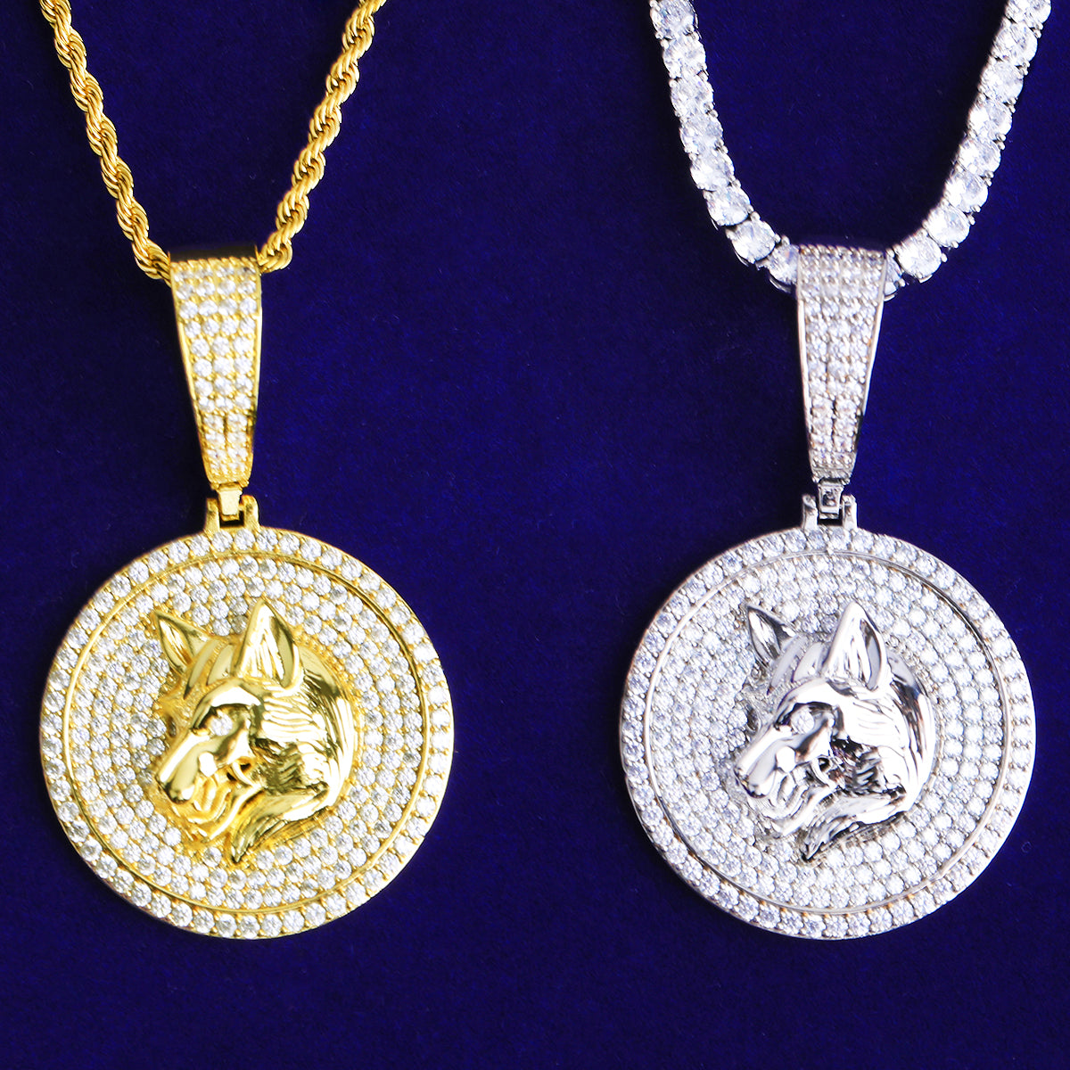 Bubble Letter Iced Out Wolf Disc Necklace Pendant for Men Real Gold Plated 5A Cubic Zirconia Hip Hop Jewelry