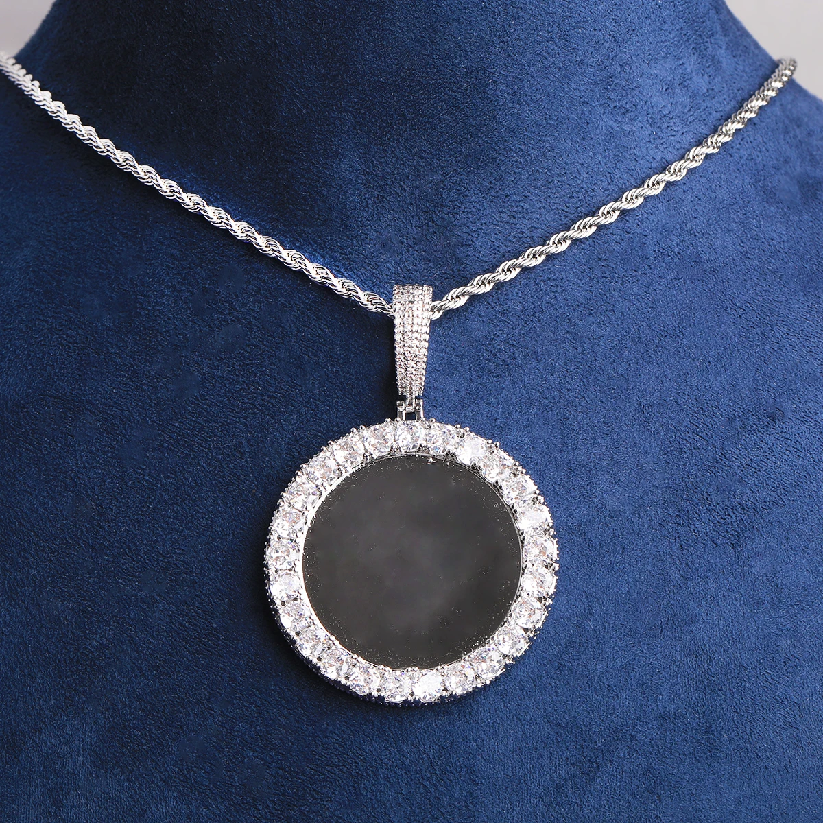 Bubble Letter Iced Out Solid Back Custom Photo Pendant for Men 5A Cubic Zirconia Prong Setting Hip Hop Jewelry