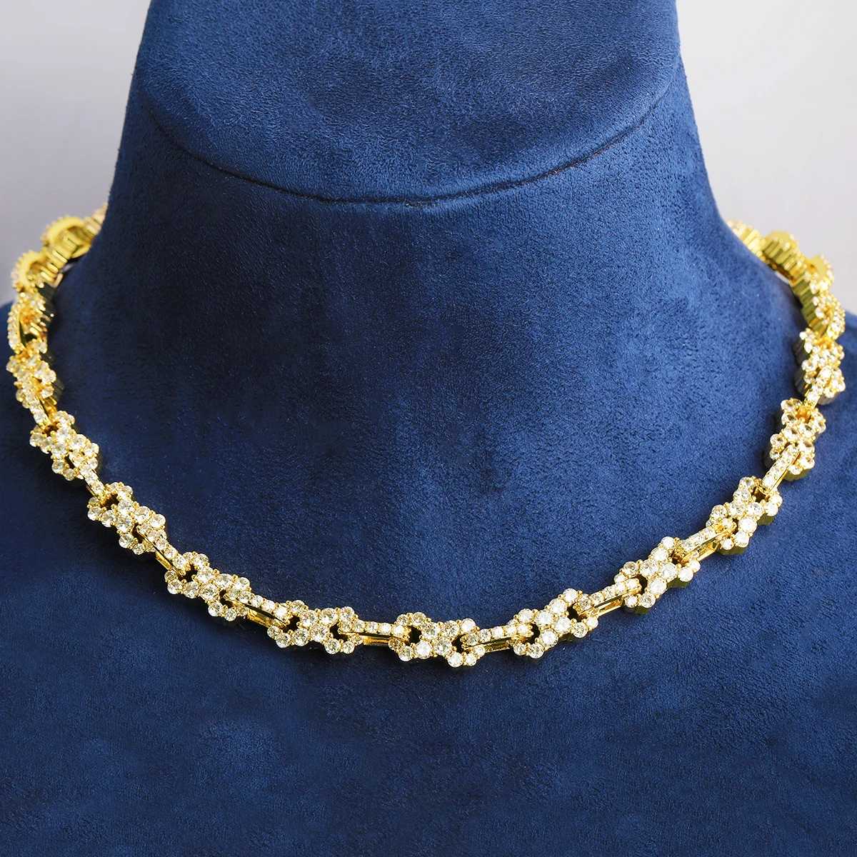 Bubble Letter Iced Out Infinity Link Chain for Men Necklace Choker 5A Cubic Zirconia Prong Setting Hip Hop Jewelry