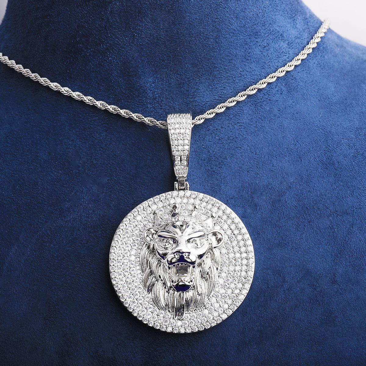 Bubble Letter Iced Out Lion King Disc Necklace Pendant for Men 5A Cubic Zirconia Gold Plated Hip Hop Jewelry