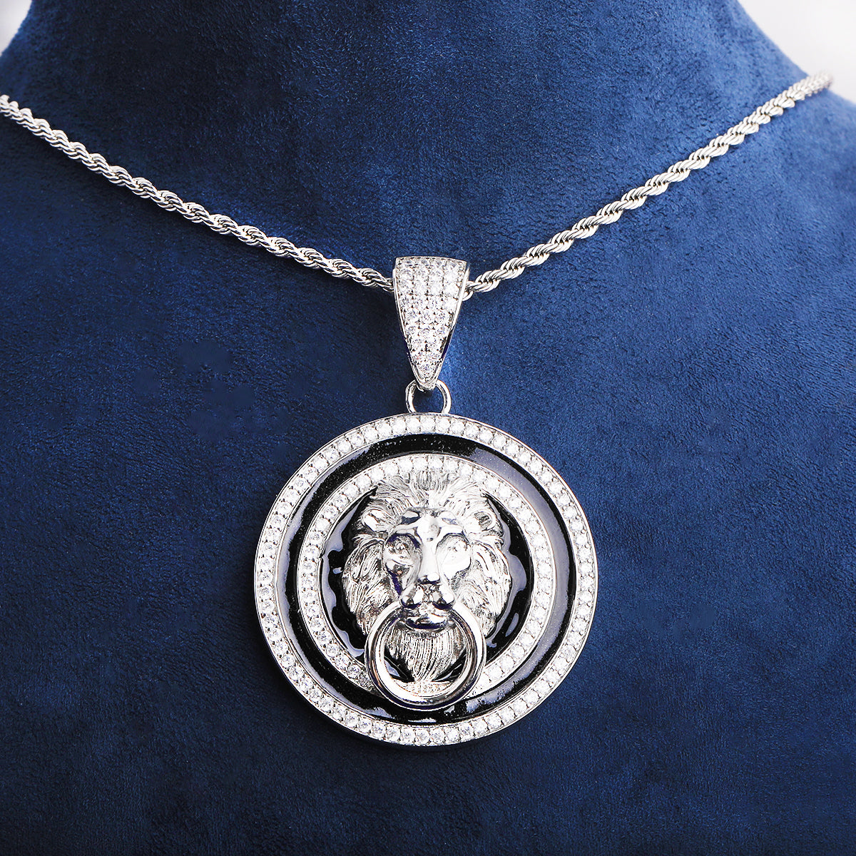 Bubble Letter Iced Out Lion Lock Circle Necklace Pendant for Men 5A Cubic Zirconia Gold Plated Hip Hop Jewelry