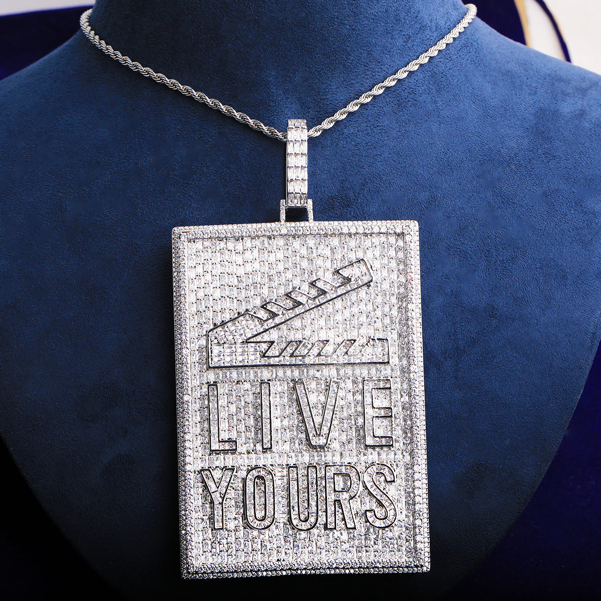 Bubble Letter Iced Out Big Live Yours Tag Necklace Pendant for Men 5A Cubic Zirconia Gold Plated Hip Hop Jewelry