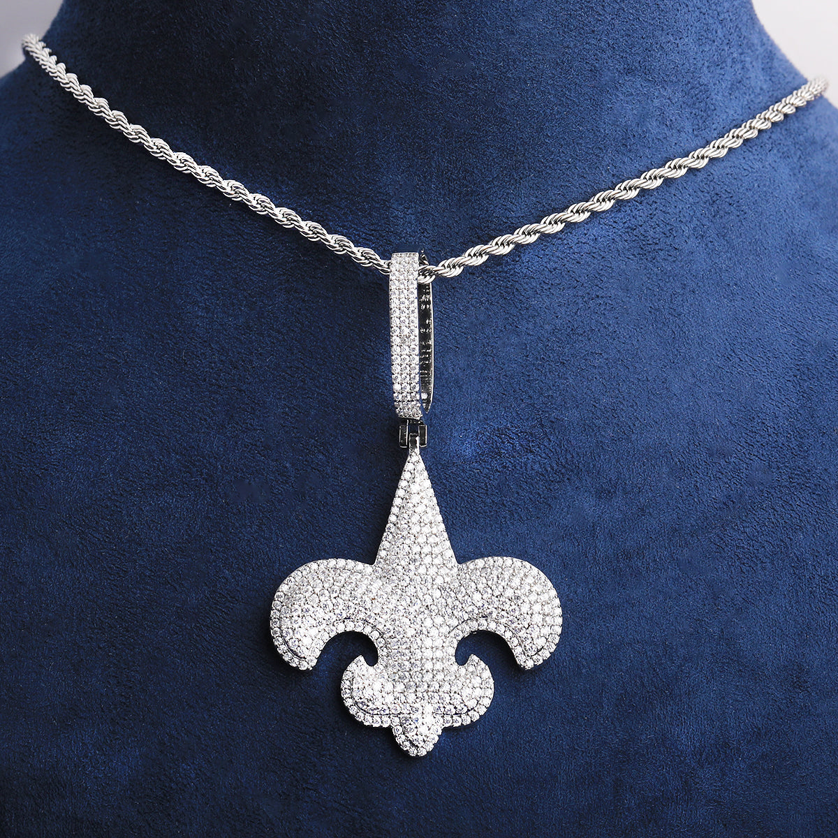 Bubble Letter Fleur-de-lis Iced Pendant for Men 5A Handset Cubic Zirconia Real Gold Plated Hip Hop Jewelry