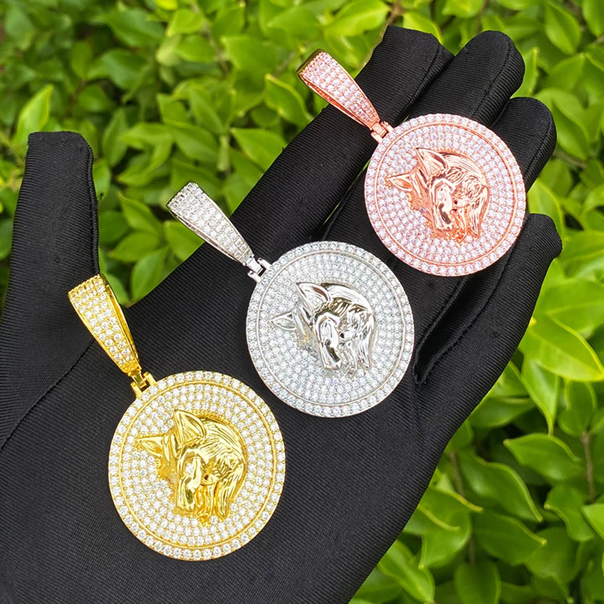 Bubble Letter Iced Out Wolf Disc Necklace Pendant for Men Real Gold Plated 5A Cubic Zirconia Hip Hop Jewelry