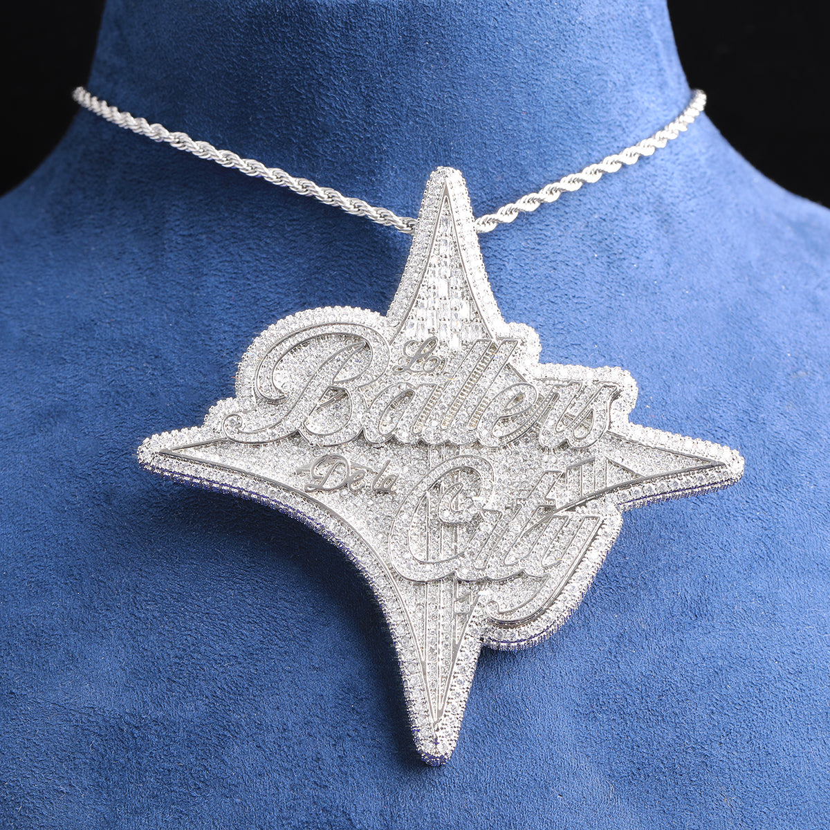 Bubble Letter Luxury Bellas De La City Necklace Pendant for Men Real Gold Plated Copper Cubic Zirconia Hip Hop Jewelry
