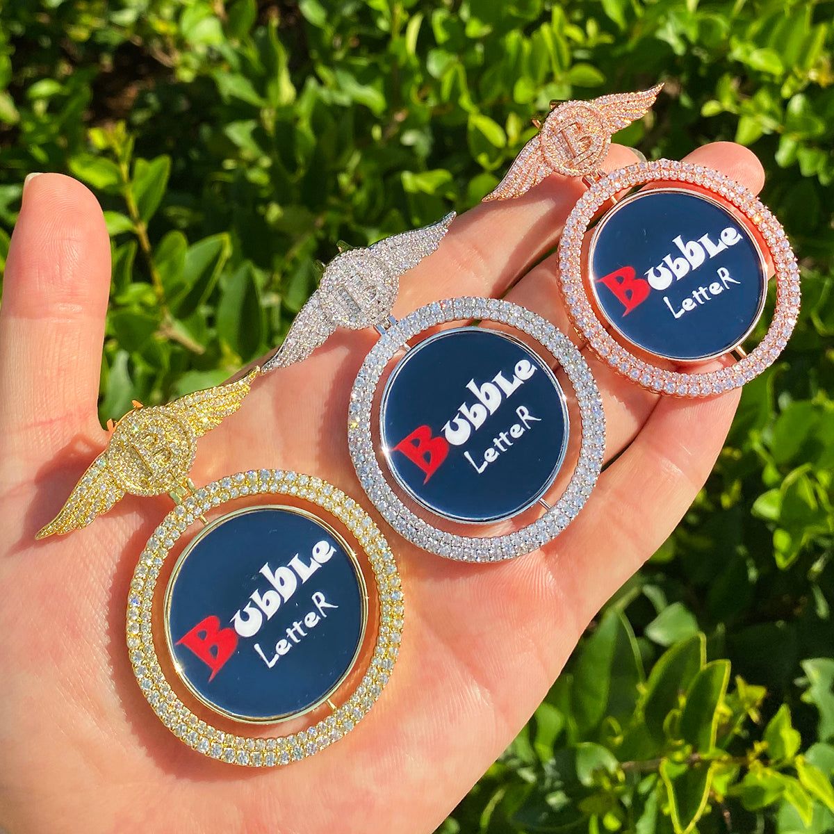 Bubble Letter Iced Out Custom Photo Necklace for Men Wing Bail 5A Cubic Zirconia Gold Plated Hip Hop Jewelry