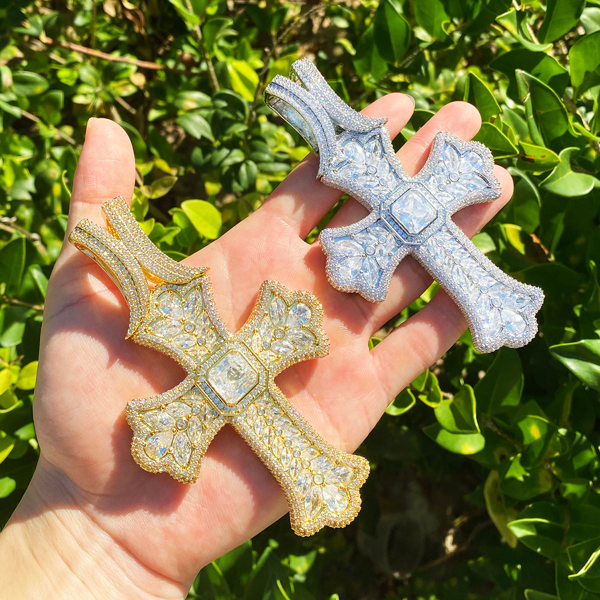 Bubble Letter Iced Out Cross Necklace Pendant for Men 5A Cubic Zirconia Gold Plated Hip Hop Jewelry