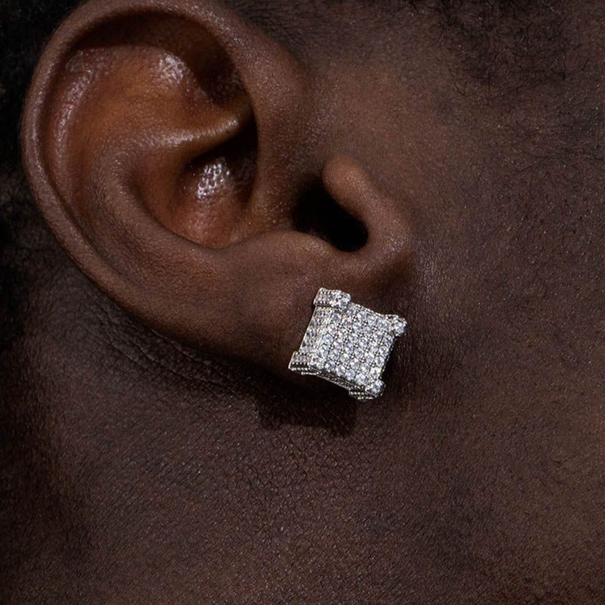 Bule lettebbr 10x10mm Mens Zircon Earring Hip hop style Copper Material Iced Bling CZ Square Stud Earrings Screw-back Fashion Jewelry