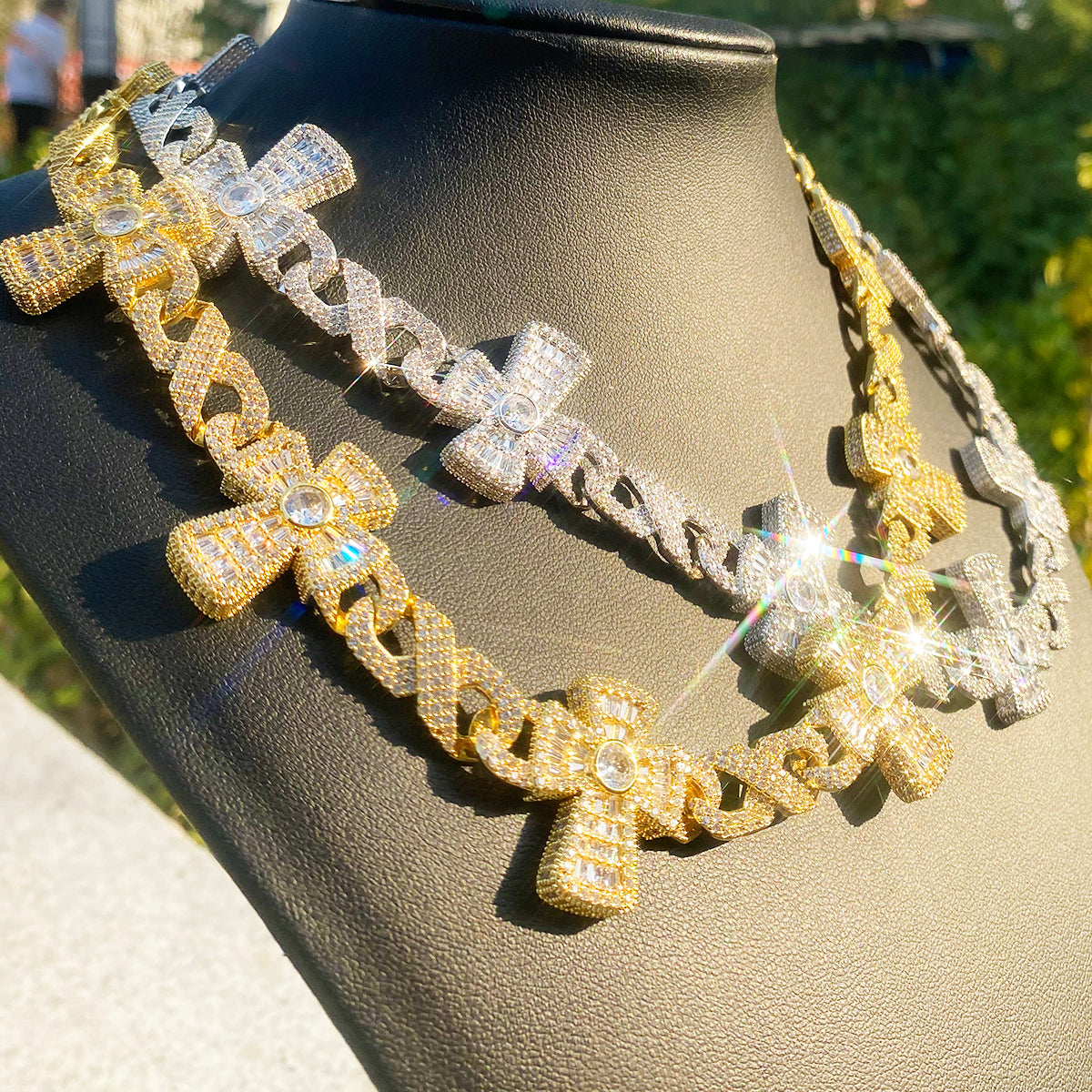 Bubble Letter Iced Out Cross Infinity Link Chain for Men 5A Cubic Zirconia Gold Plated Hip Hop Jewelry