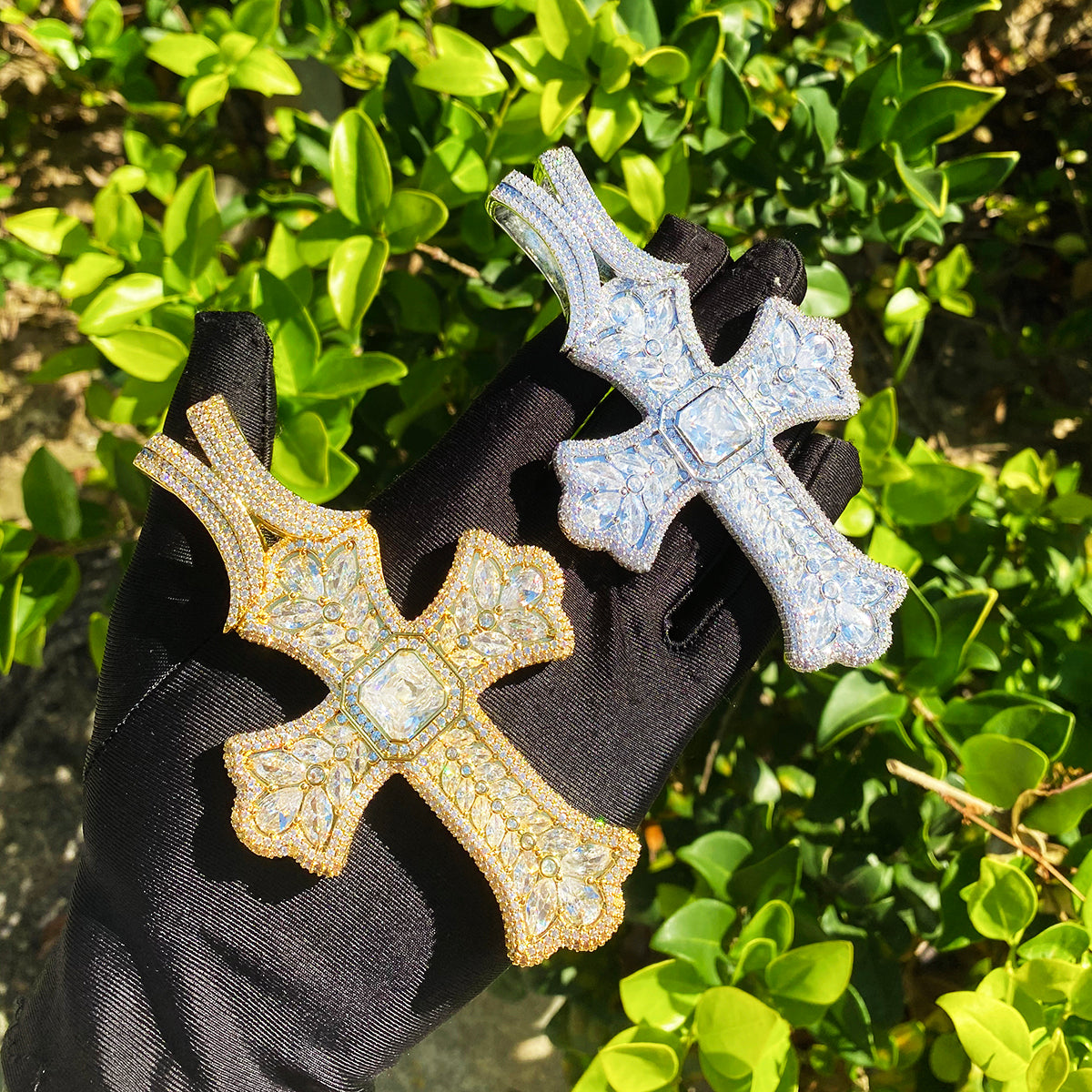 Bubble Letter Iced Out Cross Necklace Pendant for Men 5A Cubic Zirconia Gold Plated Hip Hop Jewelry