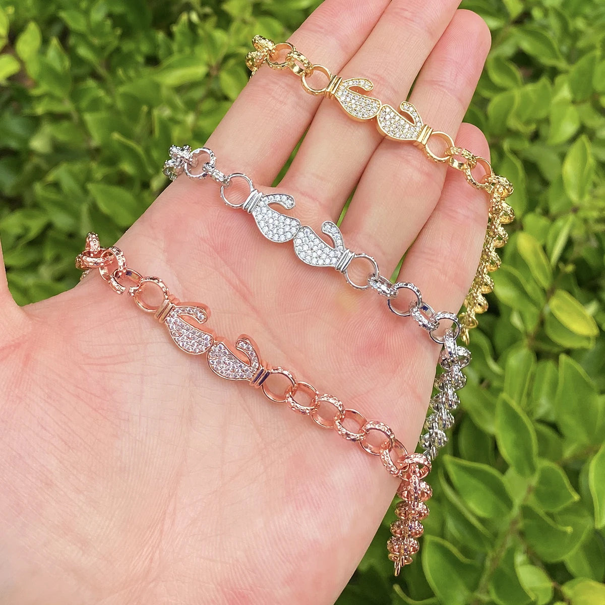 Bubble Letter Belcher Link Iced Boxing Gloves Bracelet for Women Real Gold Plated Hip Hop Jewelry