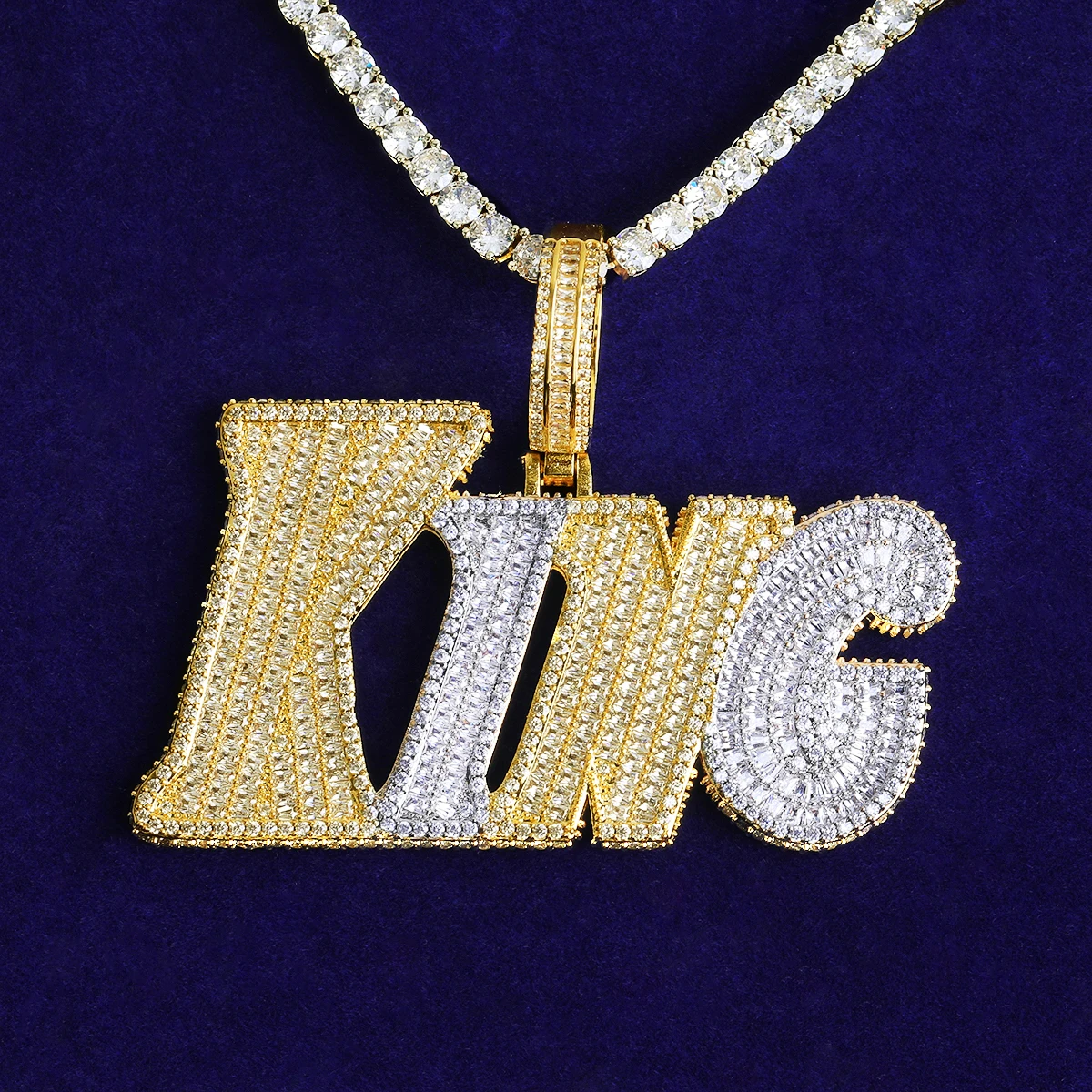 Bubble Letter Iced Out King Necklace Pendant for Men 5A Cubic Zirconia Prong Setting Hip Hop Jewelry