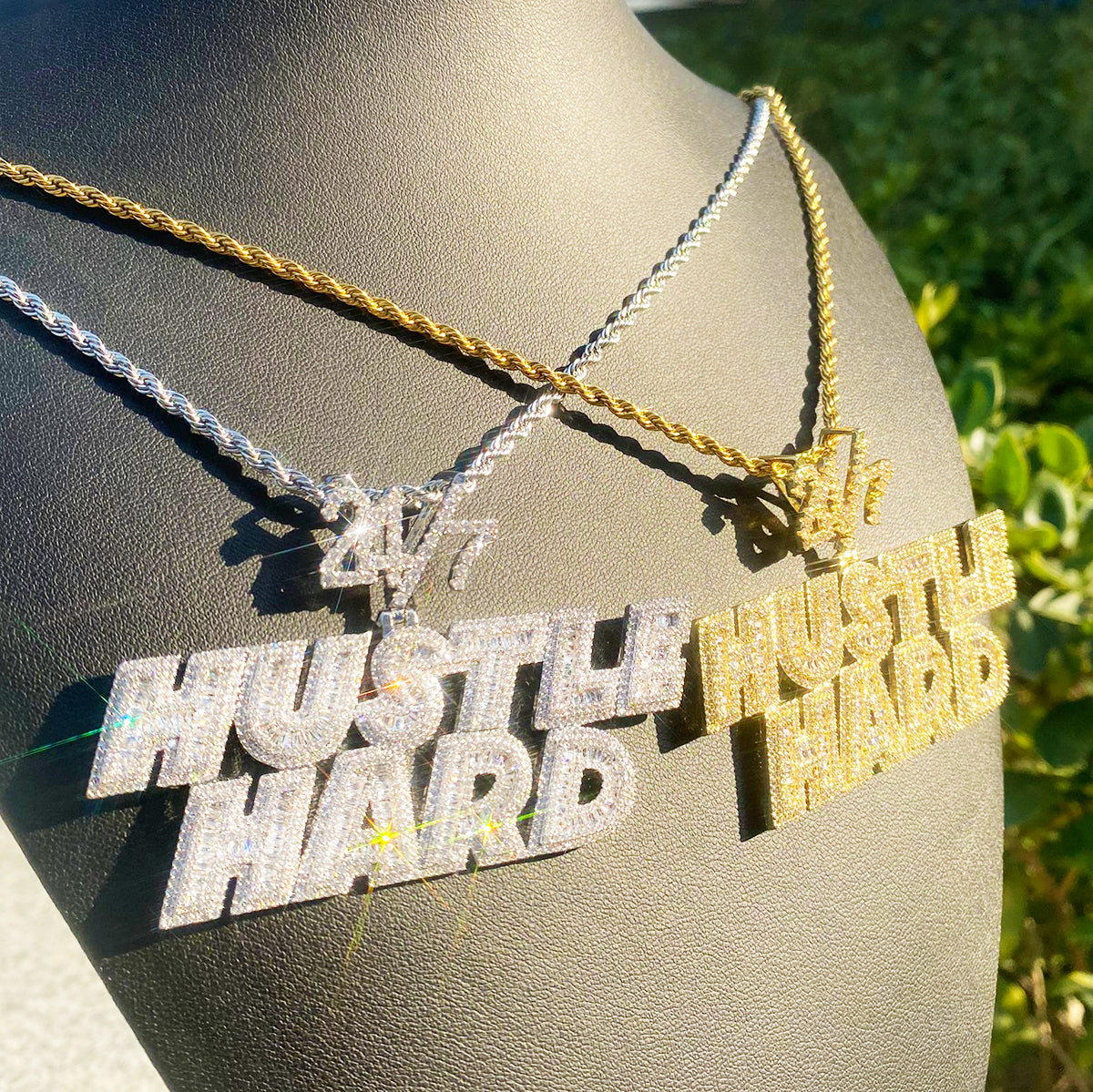 Bubble Letter Iced Out Hustle Hard 24/7 Necklace Pendant Men 5A Prong Setting Cubic Zirconia Copper Gold Plated Hip Hop Jewelry