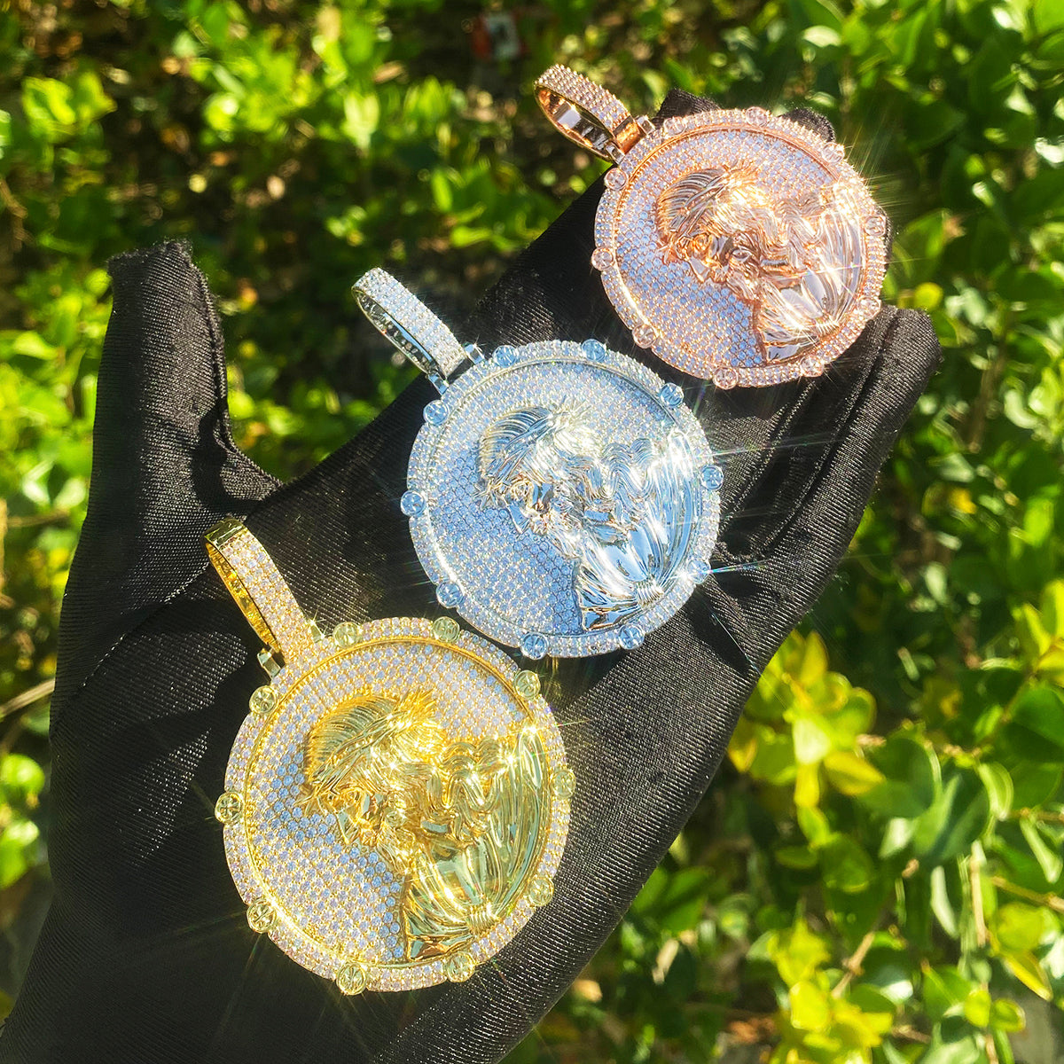 Bubble Letter Iced Out Disc Jesus Necklace Pendant for Men Real Gold Plated Hip Hop Jewelry