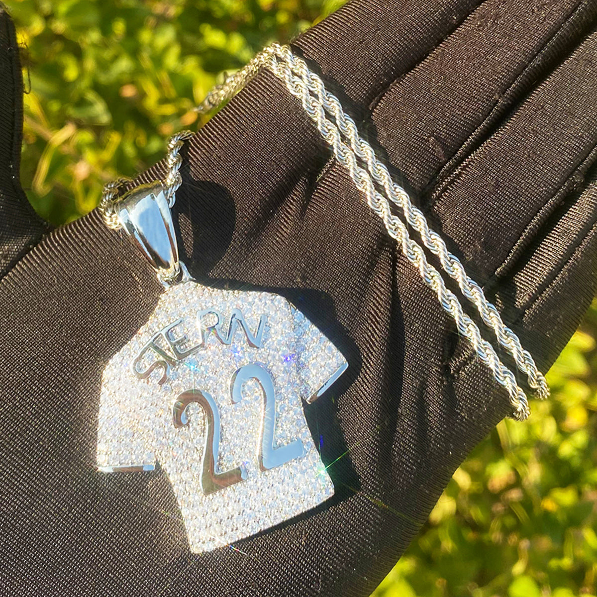 Bubble Letter Iced Out Stern 22 Necklace Pendant for Men 5A Cubic Zirconia Hip Hop Jewelry