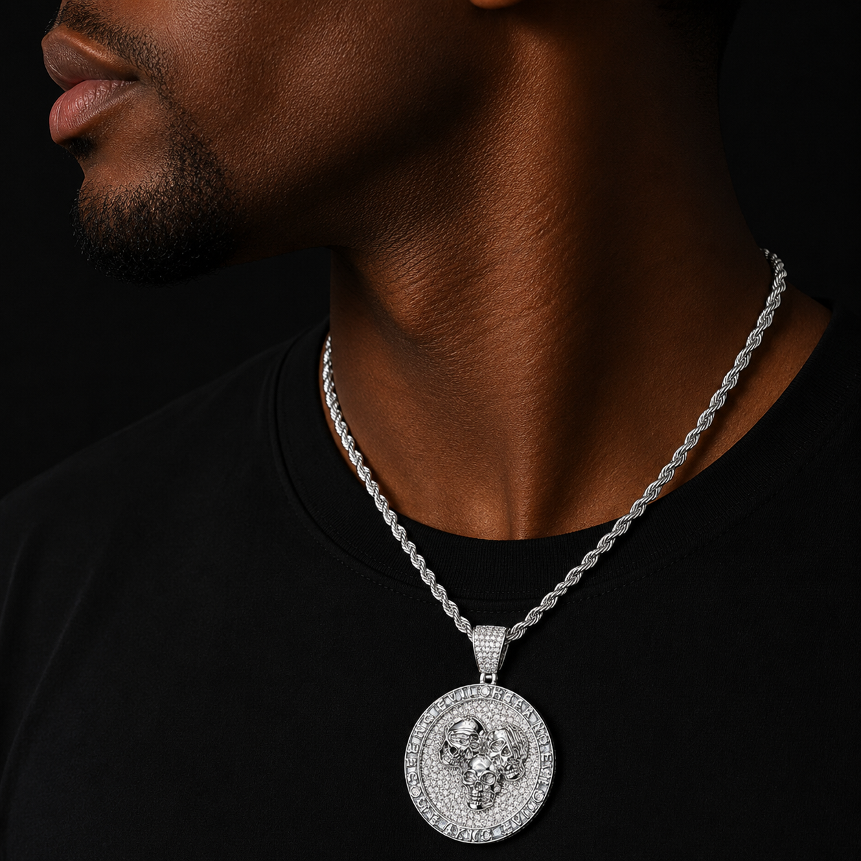 Bubble Letter Iced Out Skull Circle Necklace Pendant for Men Micro Pave Zirconia Cubic Hip Hop Jewlry