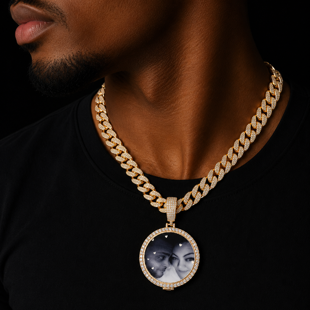 Bubble Letter Big Button Custom Circle Photo Medallions Iced Out Pendant Hip Hop Necklace for Men Cubic Zircon Rock Jewelry